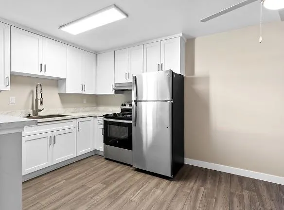 Regency Apartments - 708 N Mollison Ave - El Cajon, CA Apartments for Rent