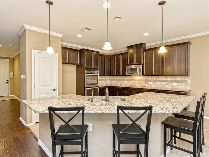 1141 Yellow Iris Rd, Leander, TX 78641 for Sale