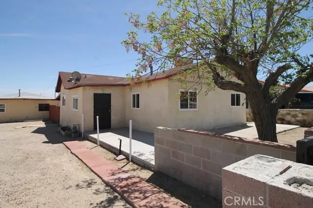 1111 Luna, Barstow CA 92311 for Sale
