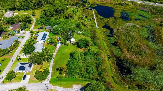 1217 NW CHARLIE GREEN DR, Stuart, FL 34994 Single Family Residence For Sale  MLS# M20041028 for Rent