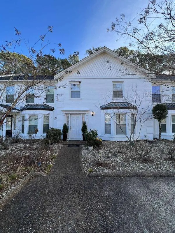 1657 Country Club Dr, Killen, AL 35645  614082689 for Sale