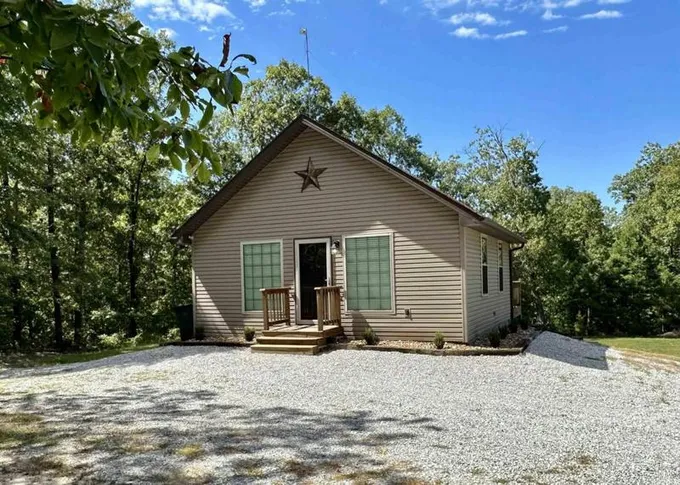 150 DEVILS FORK RANCH RD, Drasco, AR 72530 Single Family Residence For Sale  MLS# 23029723 for Rent