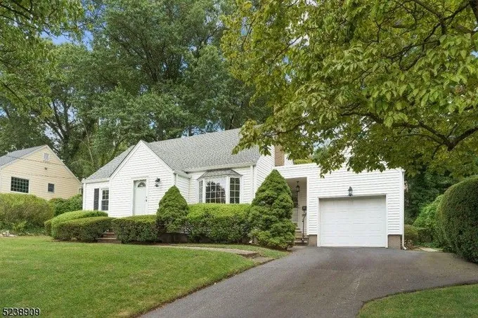 Hillsdale, Bergen County, NJ House for sale Property ID: 417356417