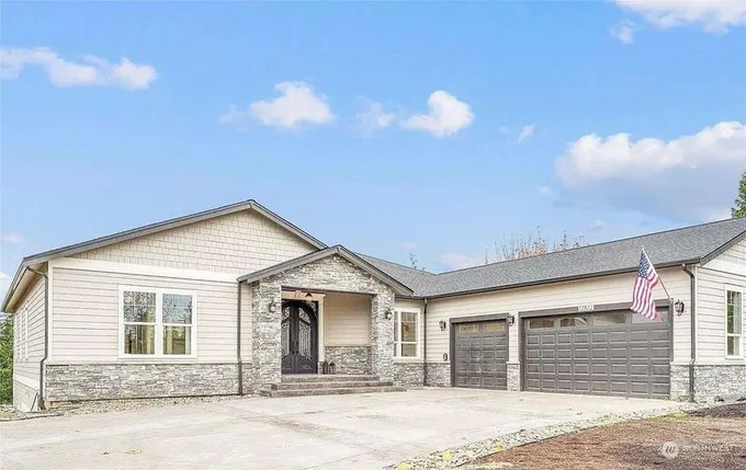 Tranquility, KINGSTON, WA 98346  611540302 for Rent