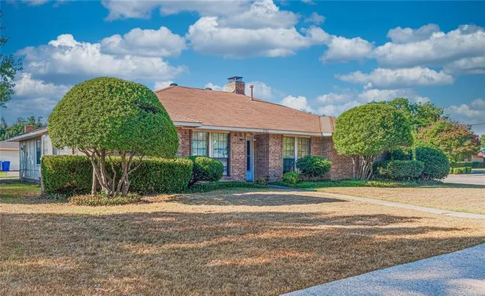 3502 Andrea Ln, Rowlett, TX 75088  MLS# 20442537 for Sale
