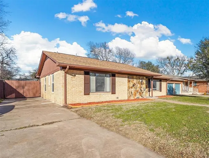 1708 Westchester St, Denton, TX 76201 for Sale