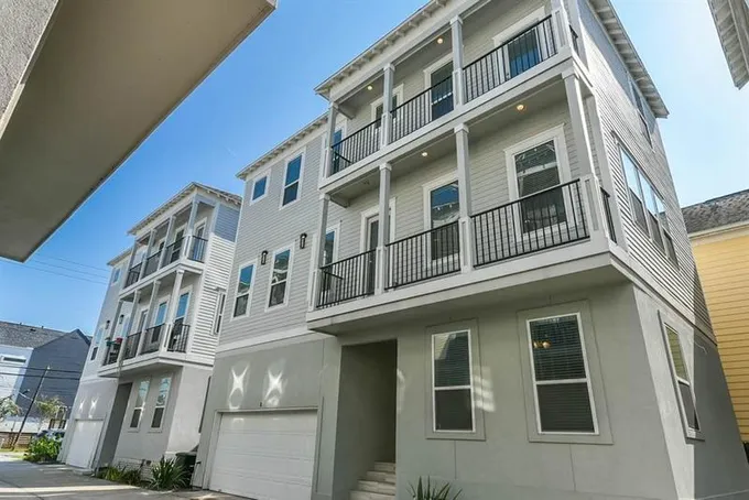 1134 W 17th St E, Houston, TX 77008 for Rent