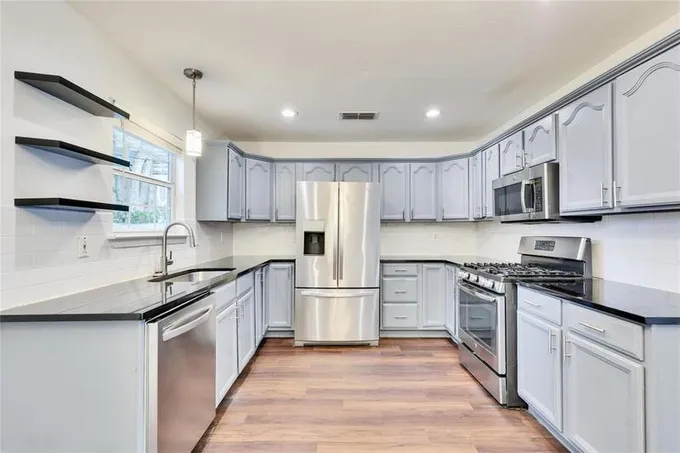 114 Havana St, Austin, TX 78704 for Rent