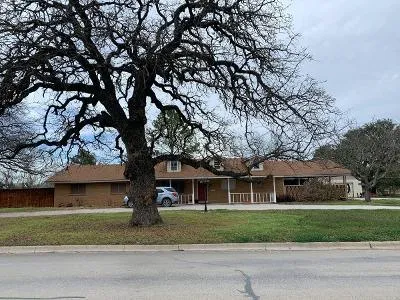 Vine St for Sale