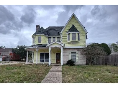 Old Spring Ln for Sale