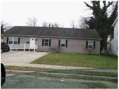 W Mcneal St for Sale