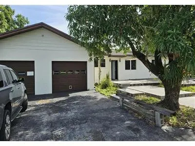 NW 77th Ct for Sale
