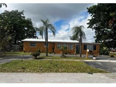 NW 3rd Ter for Sale