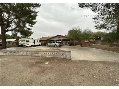 N Walnut Rd for Sale