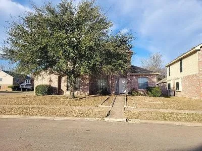 N Waterford Oaks Dr for Sale