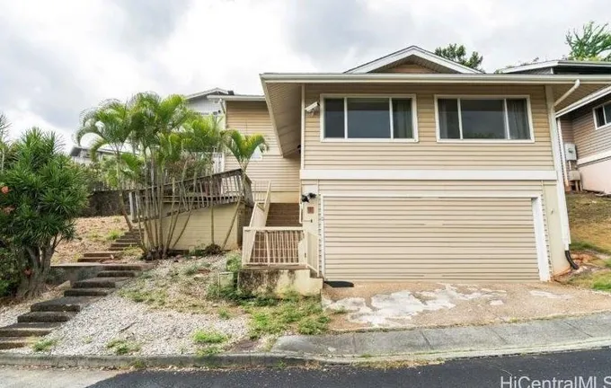 2156 N Aumakua St #33, Pearl City, HI 96782 - MLS 202326200 for Sale
