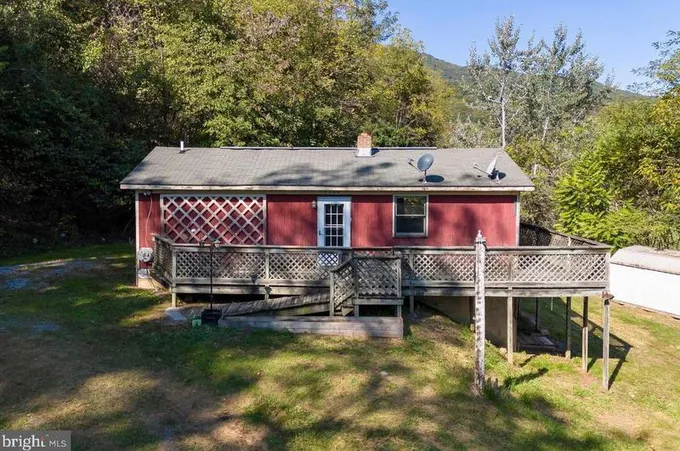 1700 Shuler Ln, Stanley, VA 22851 - MLS VAPA2002808 for Sale