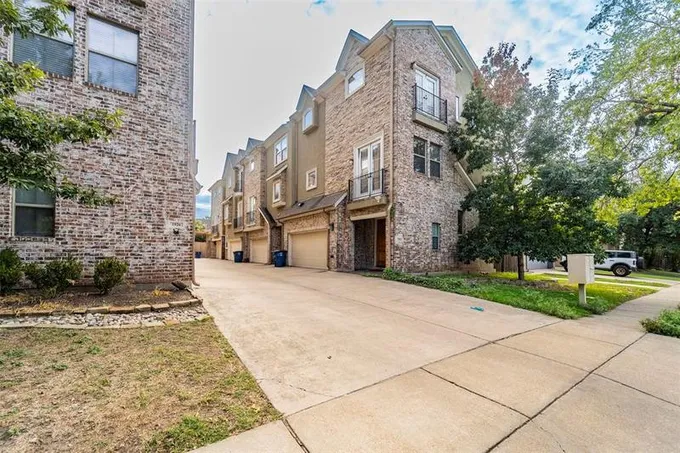 1922 Euclid Ave C, Dallas, TX 75206 for Sale