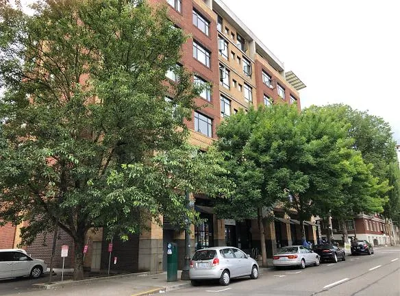 Saint Francis Apartments - 1126 SW Main St - Portland, OR Apartments for Rent