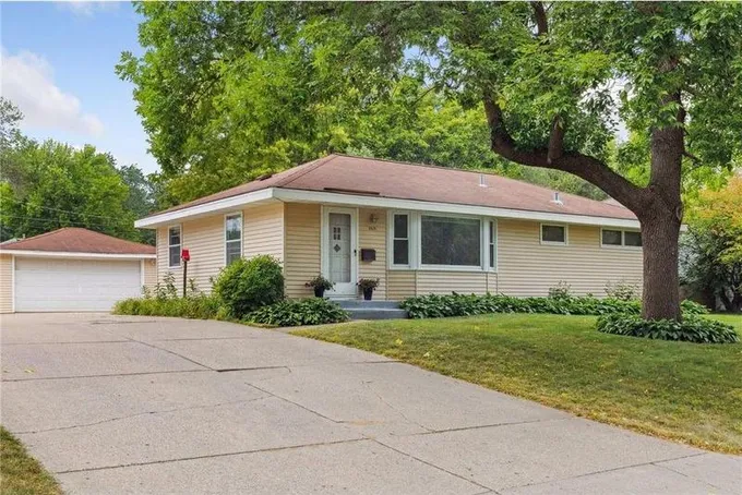 Crystal, Hennepin County, MN House for sale Property ID: 417590823