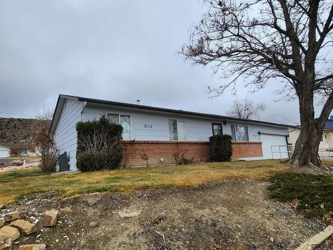 2115 Morningside Dr, Canon City, CO 81212  MLS# 70011 for Sale
