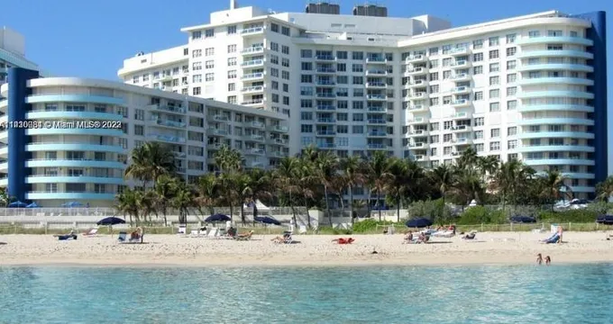 5151 Collins Ave #1027, Miami Beach, FL 33140 - MLS A11430081 for Sale