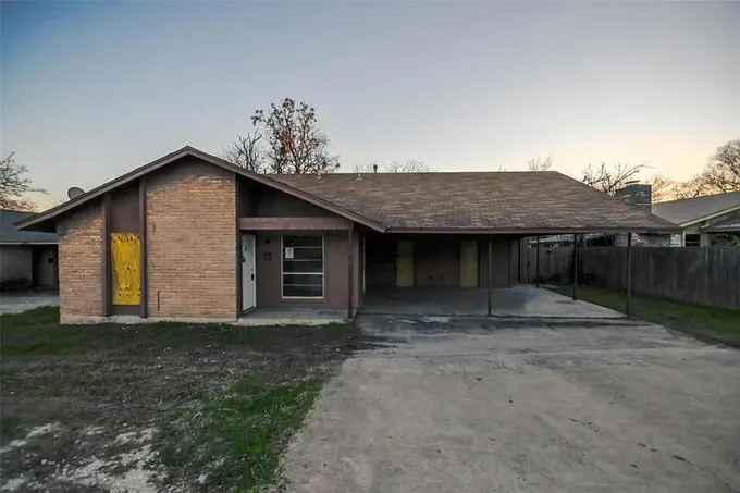 1611 RUTLAND DR # A, Austin, TX 78758 Multi Family For Sale  MLS# 2355730