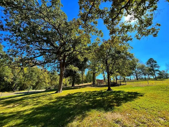 9484 FM 1511, Oakwood, TX 75855 for Sale