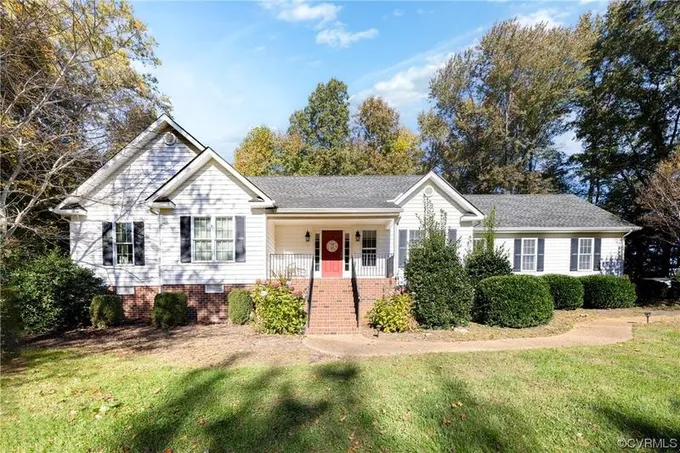 3957 Fairway Dr, Powhatan, VA 23139  MLS# 2325813 for Sale