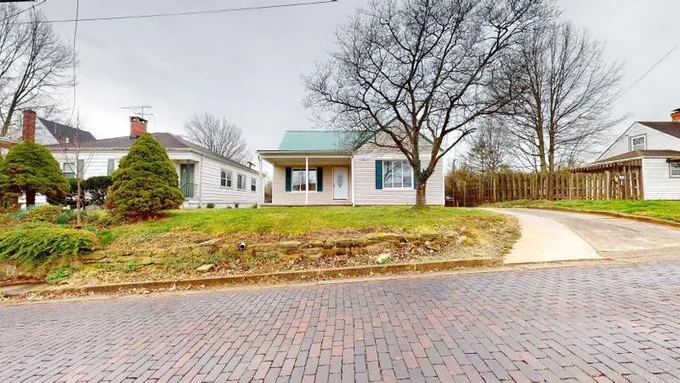Huntington, Cabell County, WV House for sale Property ID: 416106100