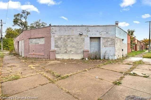 Hamtramc K, Wayne County, MI Commercial Property, House for sale Property ID: 415609130