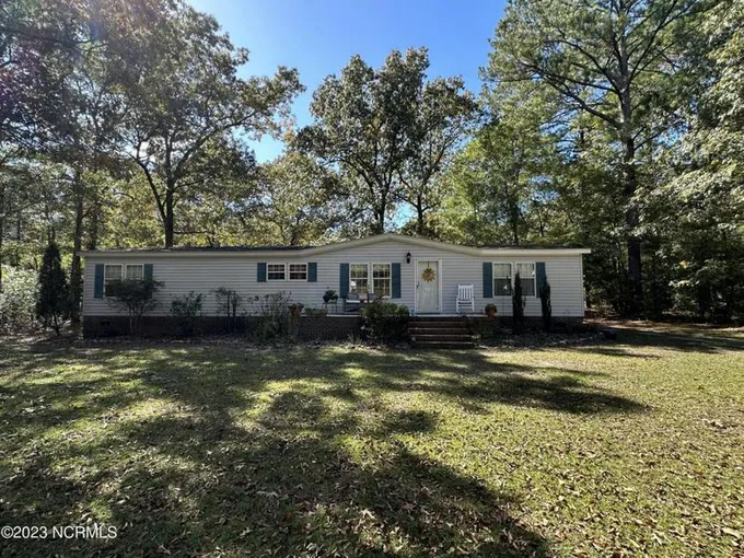 4105 MAGGIE LN, New Bern, NC 28560 Manufactured Home For Sale  MLS# 100411552