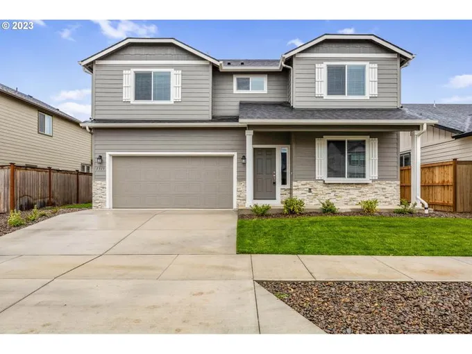 726 Cheadel Lake Ct, Lebanon OR 97355 for Sale