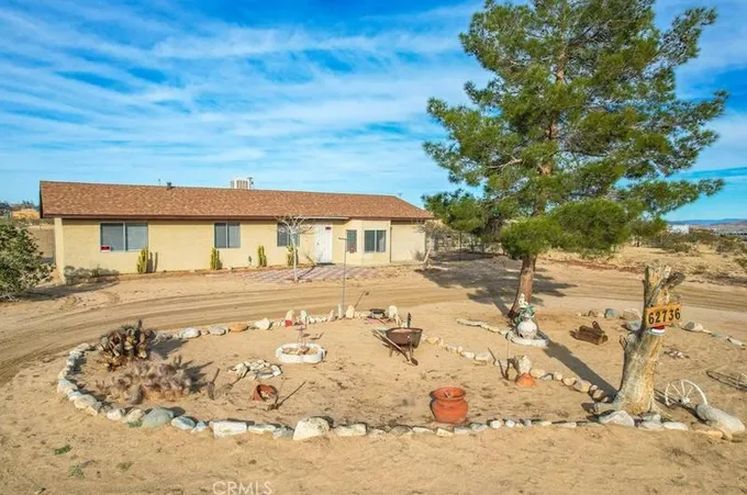 62736 Terrace Dr, Joshua Tree, CA 92252 - MLS JT23230767 for Sale