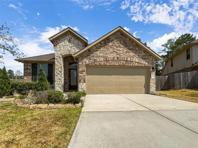21582 Spear Valley Ln, Porter, TX 77365 for Sale