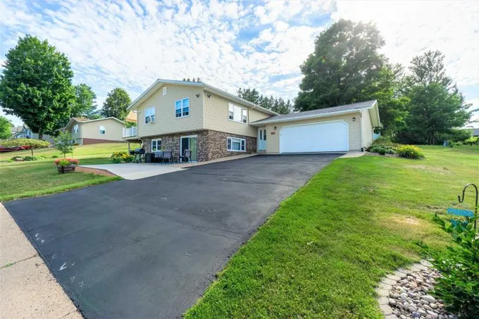 Marathon, Marathon County, WI House for sale Property ID: 416954226
