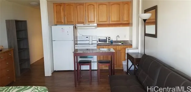 2345 Ala Wai Boulevard 2103, Honolulu HI 96815 for Sale