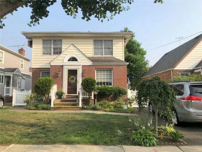 ND AVE, Glen Oaks, NY 11004 Single Family Residence For Sale  MLS# 3526624