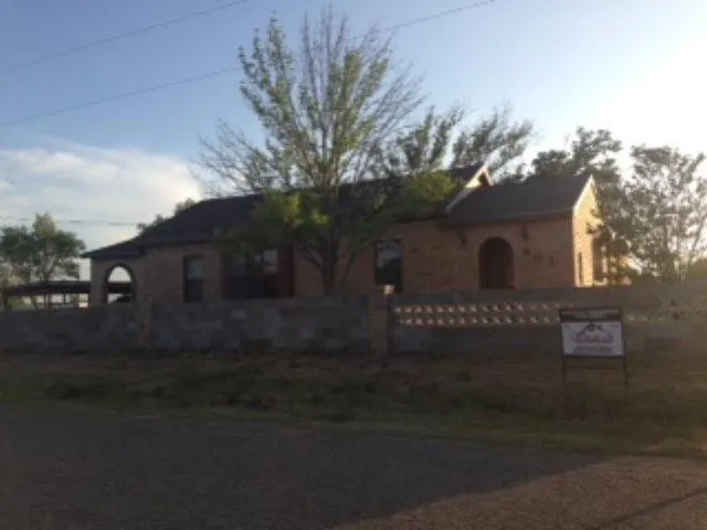 601 W 7th St, Mc Camey, TX 79752 for Rent