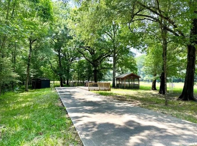 12 Vern, Cleveland, TX 77327 - MLS 68441550 for Sale