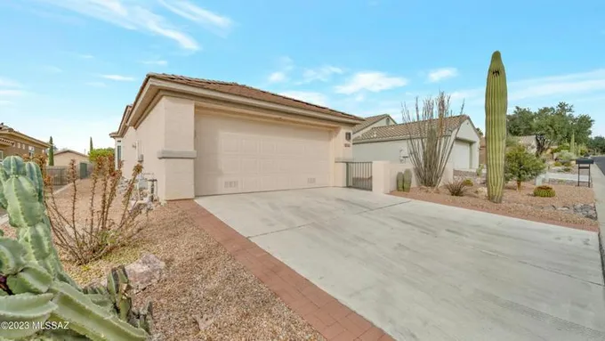 12859 N EAGLE MESA PL, Marana, AZ 85658 Single Family Residence For Sale  MLS# 22327278