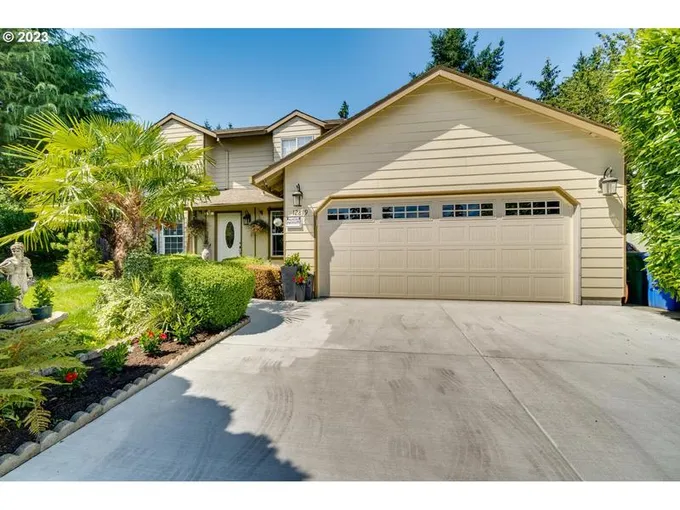 12819 SE SHERMAN ST, Portland OR 97233 for Sale