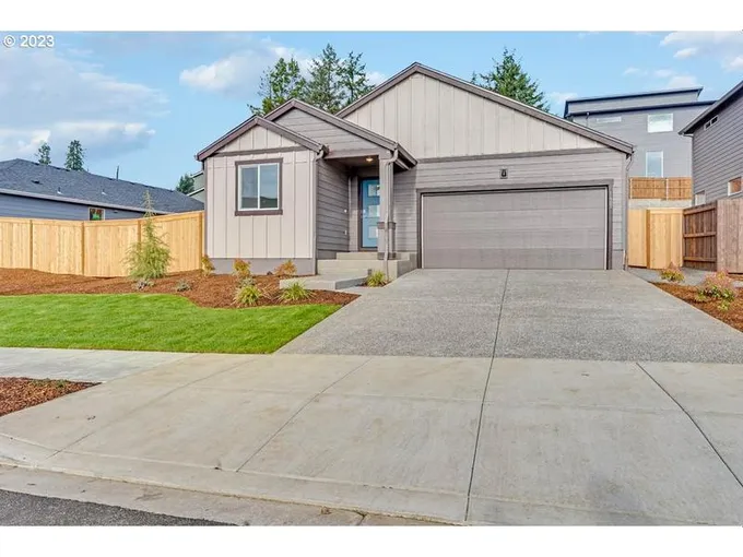 1419 W 16TH CIR, La Center WA 98629 for Sale