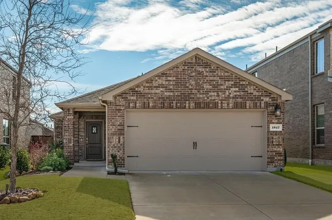 1817 Ferguson Ln, Mc Kinney, TX 75071 - MLS 20506704 for Sale