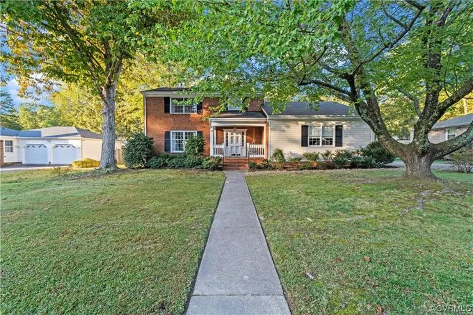 222 HOMESTEAD DR, Colonial Heights, VA 23834 Single Family Residence For Sale  MLS# 2326006