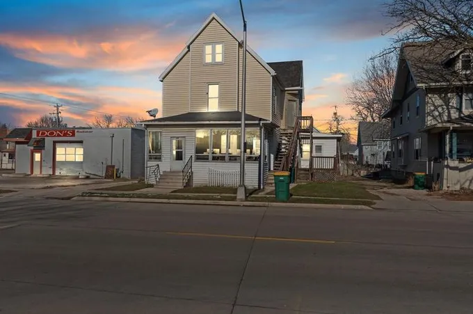 109 Forest Ave, Fond du Lac, WI 54935 - MLS 50285040 for Sale