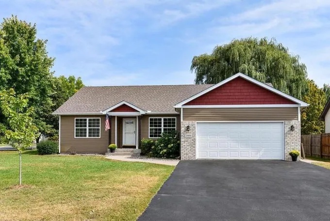 25951 12th St W, Zimmerman, MN 55398 - MLS 6438230 for Sale