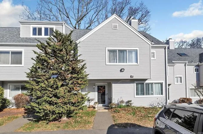 63 Country Pl #63, Shelton, CT 06484 - MLS 170613195 for Sale