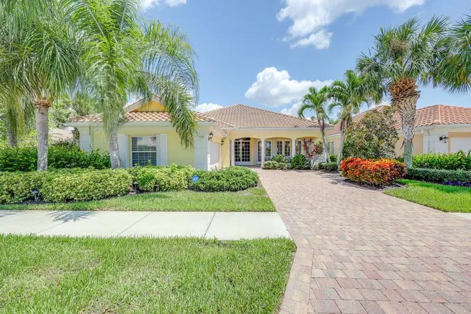 Naples, Collier County, FL House for sale Property ID: 418129574