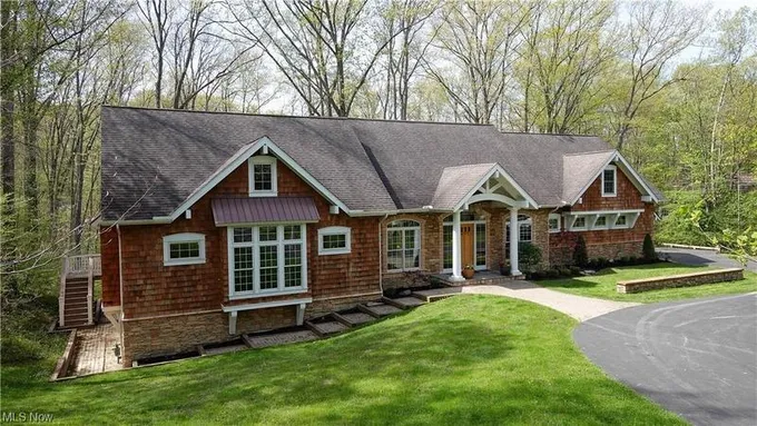 Chagrin Falls, Cuyahoga County, OH House for sale Property ID: 417325211